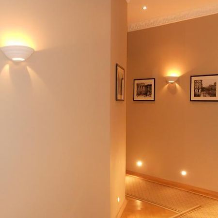 Oid Town Apartments Львов Экстерьер фото